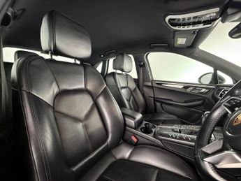 Porsche Macan 3.0 V6 S PDK 4WD Euro 6 (s/s) 5dr
