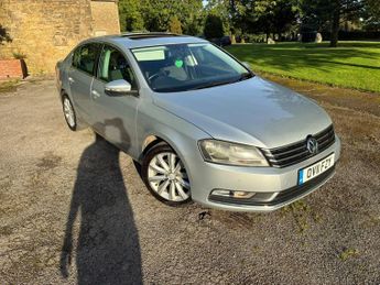 Volkswagen Passat 1.6 TDI BlueMotion Tech SE Euro 5 (s/s) 4dr