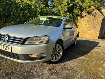 Volkswagen Passat 1.6 TDI BlueMotion Tech SE Euro 5 (s/s) 4dr