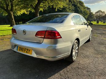 Volkswagen Passat 1.6 TDI BlueMotion Tech SE Euro 5 (s/s) 4dr