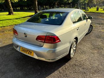 Volkswagen Passat 1.6 TDI BlueMotion Tech SE Euro 5 (s/s) 4dr