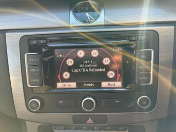 Volkswagen Passat 1.6 TDI BlueMotion Tech SE Euro 5 (s/s) 4dr