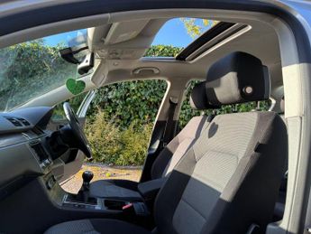 Volkswagen Passat 1.6 TDI BlueMotion Tech SE Euro 5 (s/s) 4dr