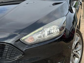 Ford Focus 1.5 TDCi ST-Line Powershift Euro 6 (s/s) 5dr