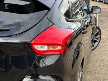 Ford Focus 1.5 TDCi ST-Line Powershift Euro 6 (s/s) 5dr