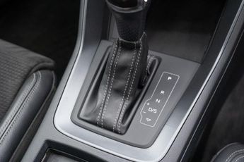 Audi Q3 2.0 TDI 40 S line S Tronic quattro Euro 6 (s/s) 5dr