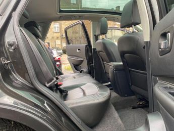 Nissan Qashqai 1.6 dCi Tekna 2WD Euro 5 5dr (AVM)