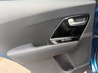 Kia Niro 1.6 GDi 2 DCT Euro 6 (s/s) 5dr