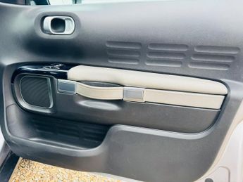 Citroen C4 Cactus 1.2 PureTech Flair EAT6 Euro 6 (s/s) 5dr