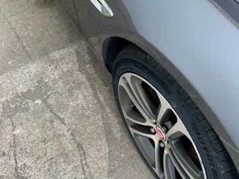 Jaguar XE 2.0d Prestige Euro 6 (s/s) 4dr
