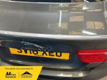 Jaguar XE 2.0d Prestige Euro 6 (s/s) 4dr