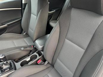Hyundai i30 1.6 CRDi Blue Drive Active Euro 5 (s/s) 5dr