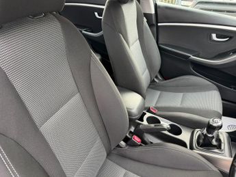 Hyundai i30 1.6 CRDi Blue Drive Active Euro 5 (s/s) 5dr