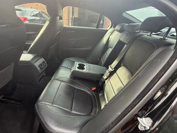 Jaguar XE 2.0d R-Sport Auto AWD Euro 6 (s/s) 4dr