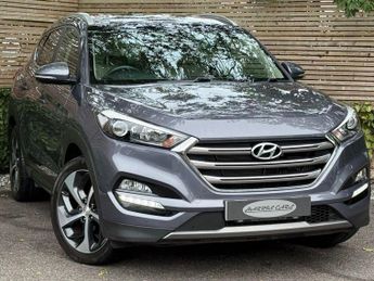 HYUNDAI TUCSON 2.0 CRDi Premium SUV 5dr Diesel Auto 4WD Euro 6 (136 ps) 12 MONT