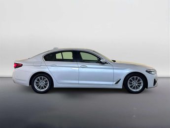 BMW 5 Series 2.0 520d MHT SE Saloon 4dr Diesel Hybrid Steptronic Euro 6 (s/s)
