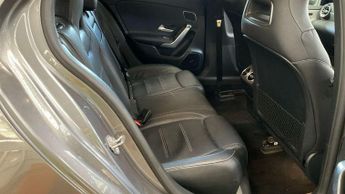 Mercedes-Benz A Class 2.0 A35 AMG (Premium Plus) SpdS DCT 4MATIC Euro 6 (s/s) 5dr