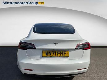 Tesla Model 3 STANDARD RANGE +