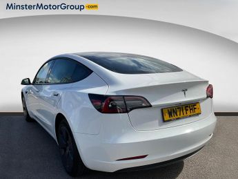 Tesla Model 3 STANDARD RANGE +