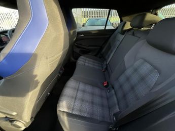 Volkswagen Golf GTE S-A