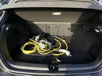 Volkswagen Golf GTE S-A