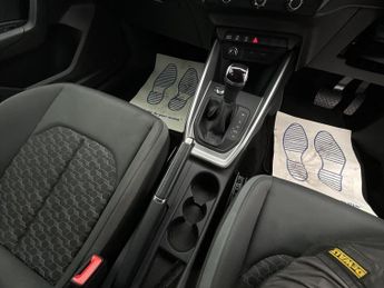 Audi A1 SPORT 30 TFSI S-A