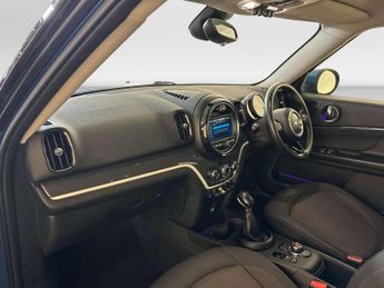 MINI Countryman 1.5 10kWh Cooper SE Classic SUV 5dr Petrol Plug-in Hybrid Auto A