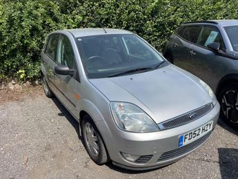 Ford Fiesta 1.6 Ghia 5dr