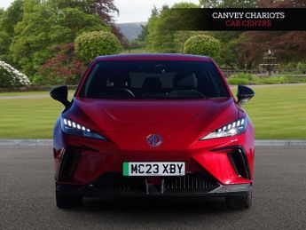 MG MG4 64kWh SE Long Range Auto 5dr