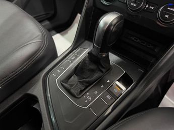 Volkswagen Tiguan 2.0 TDI SE Navigation DSG Euro 6 (s/s) 5dr