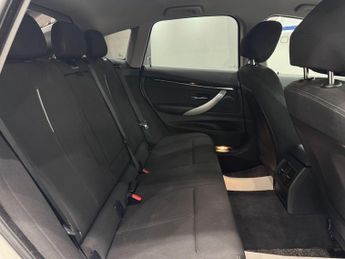 BMW 3 Series Gran Turismo 2.0 320i Sport GT Auto xDrive Euro 6 (s/s) 5dr
