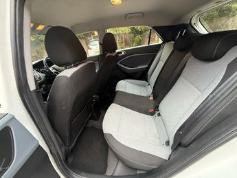 Hyundai i20 1.0 T-GDi SE Hatchback 5dr Petrol Manual Euro 6 (s/s) (100 ps)