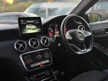 Mercedes-Benz A Class 1.6 A200 AMG Line (Premium) 7G-DCT Euro 6 (s/s) 5dr