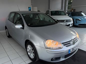 Volkswagen Golf 1.6 FSI Match 5dr