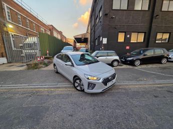 Hyundai IONIQ 1.6 h-GDi SE Connect DCT Euro 6 (s/s) 5dr