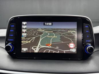 Hyundai TUCSON 1.6 CRDi MHEV Premium DCT Euro 6 (s/s) 5dr