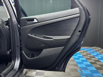 Hyundai TUCSON 1.6 CRDi MHEV Premium DCT Euro 6 (s/s) 5dr