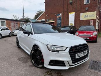 Audi S3 2.0 TFSI Black Edition Sportback S Tronic quattro Euro 6 (s/s) 5