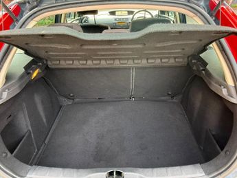Citroen C4 1.6 HDi 16V SX EGS 5dr (DPFS+)