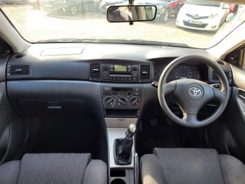 Toyota Corolla 1.6 VVT-i T2 5dr