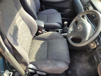 Toyota Corolla 1.6 VVT-i T2 5dr