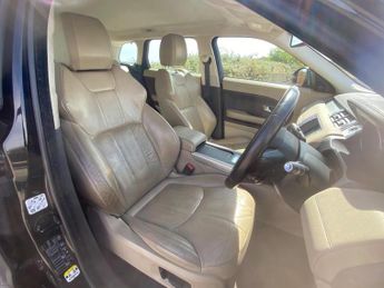 Land Rover Range Rover Evoque 2.0 eD4 SE FWD Euro 6 (s/s) 5dr