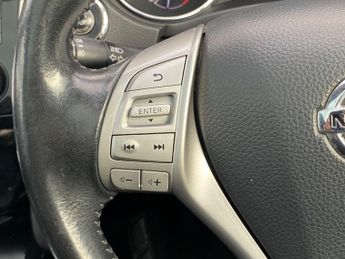 Nissan Qashqai 1.6 dCi Tekna XTRON 2WD Euro 6 (s/s) 5dr