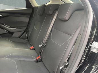 Ford Focus 1.0T EcoBoost Titanium Auto Euro 6 (s/s) 5dr