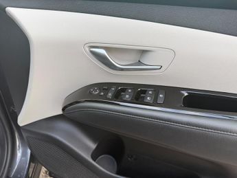 Hyundai TUCSON 1.6 h T-GDi SE Connect Auto Euro 6 (s/s) 5dr