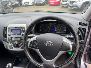 Hyundai i30 1.6 CRDi Premium Euro 4 5dr