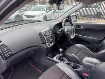 Hyundai i30 1.6 CRDi Premium Euro 4 5dr