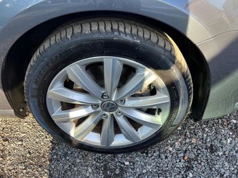 Volkswagen Passat 2.0 TDI BlueMotion Tech Highline DSG Euro 5 (s/s) 4dr