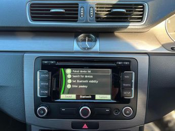 Volkswagen Passat 2.0 TDI BlueMotion Tech Highline DSG Euro 5 (s/s) 4dr