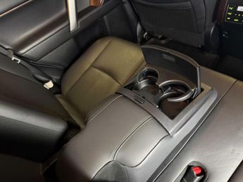 Toyota Land Cruiser 2.8D Icon Auto 4WD Euro 6 5dr (7 Seats)